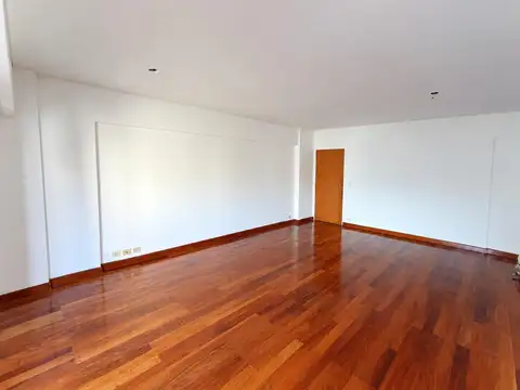 Departamento en Alquiler de 3 dormitorios