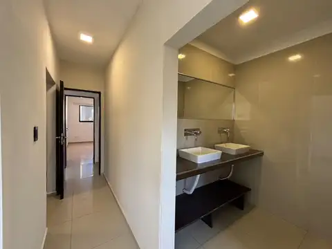 SE VENDE CASA DE CATEGORIA, LA RESERVA VILLA NUEVA