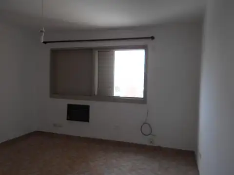 Buenos Aires 2500, Piso 12°