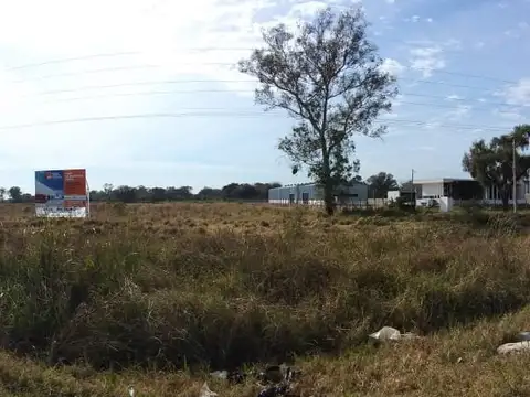 Gran predio en zona Industrial (para utilizar en bloque o subdividir)