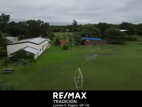 Quinta en venta en Cnia Benitez 8000 mts2 + salón.