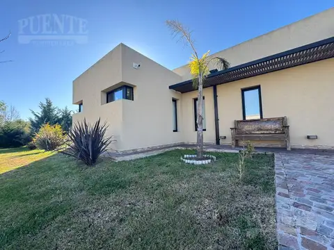 Casa en Venta en San Vicente, USD 390.000