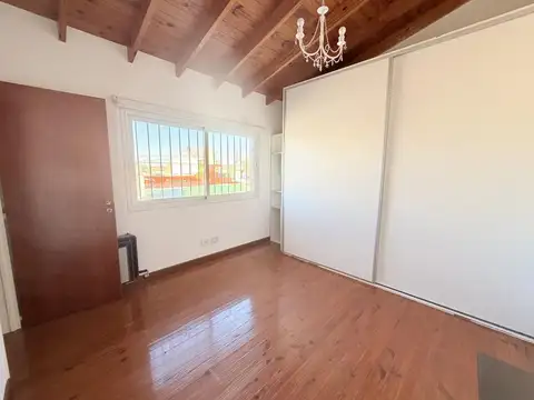 Depto Tipo Casa en Venta de 3 dormitorios