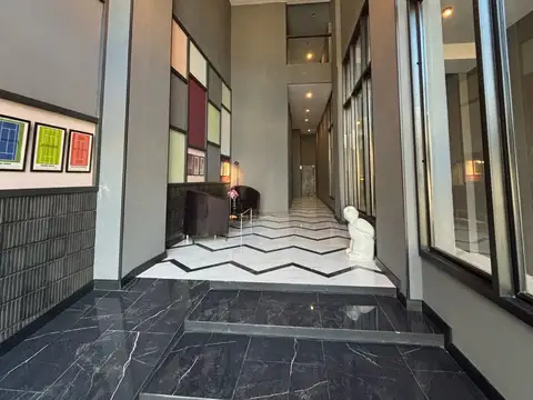 Hipólito Yrigoyen al 6100