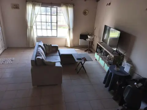 Casa en Venta en Malvinas Argentinas, USD 160.000