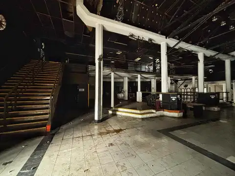 Venta Local comercial sobre 3 lotes, Boedo