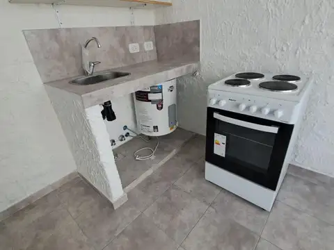 Depto Tipo Casa 2 ambientes con 1 baño