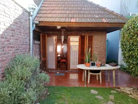 Casa 7 ambientes con 4 baños