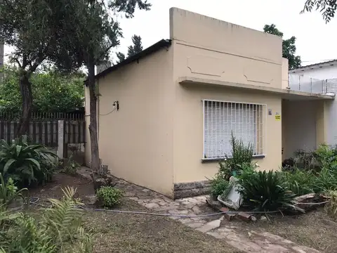CASA EN VENTA EN PABLO PODESTA