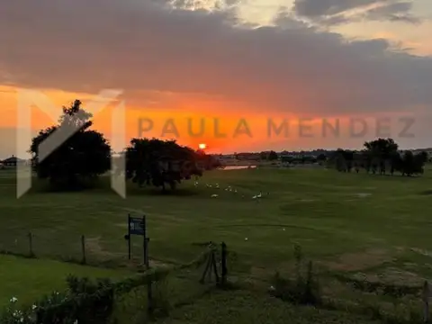 Casa en Alquiler en El Cantón - Barrio Golf, USD 2.700