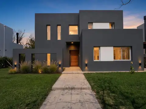 Casa en Venta al Noreste