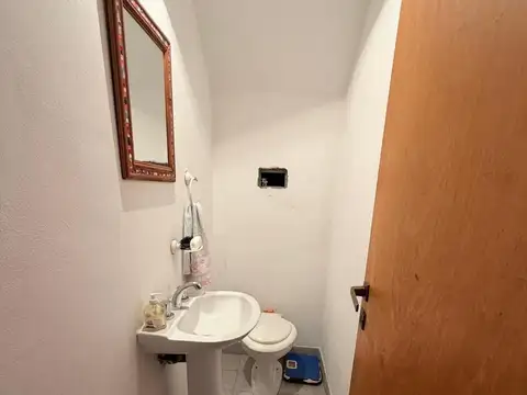 Depto Tipo Casa en Venta con 1 cocheras