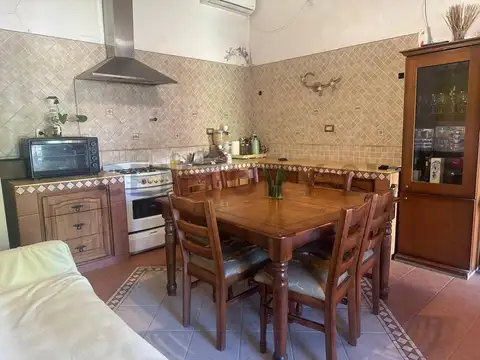 Rafael Obligado , Piso 0