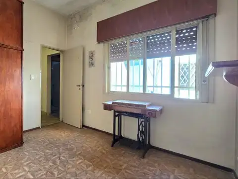 Casa en Venta en Martín Coronado, USD 140.000