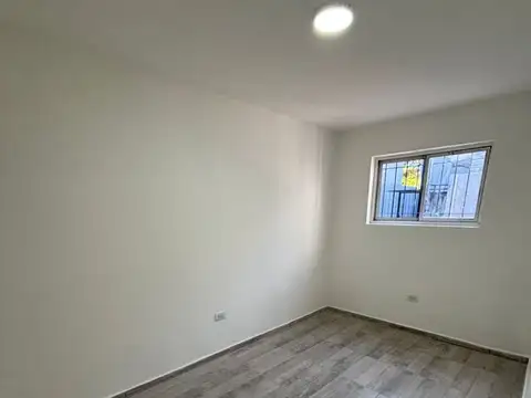 Depto Tipo Casa en Venta en Pinos De Anchorena, USD 67.900