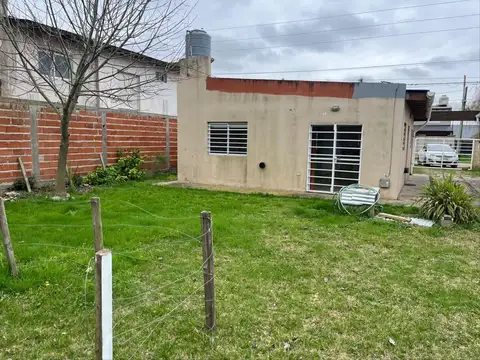 Depto Tipo Casa en Alquiler de 3 ambientes