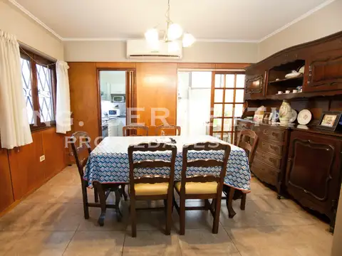 Depto Tipo Casa 3 ambientes con 2 baños