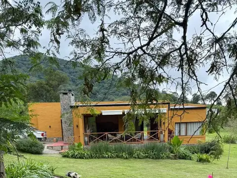Casa 5 ambientes con 3 baños