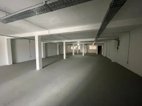 Galpon en Venta en Villa Hipódromo, USD 247.000