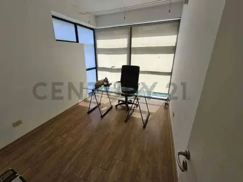 Demaría 4600, Piso 4