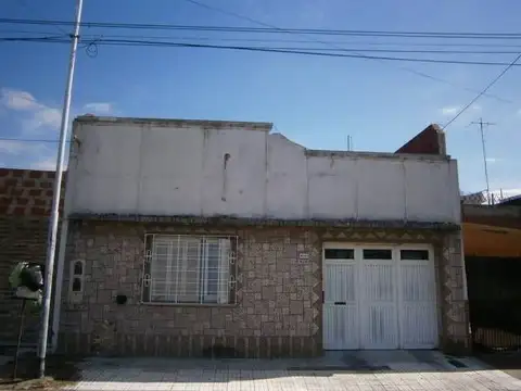 Casa - Venta - Argentina, Avellaneda - Pasaje Thames  4665