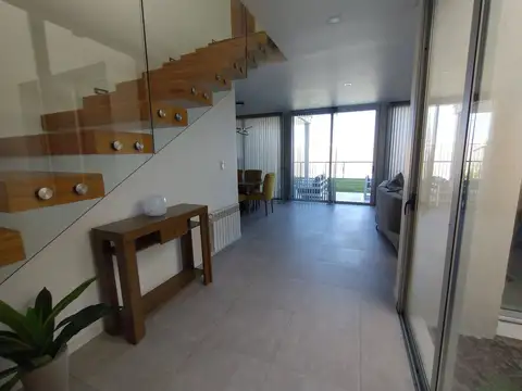 Casa en Alquiler en Lujan De Cuyo, USD 1.800