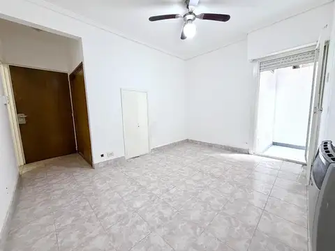 Departamento 2 ambientes con patio