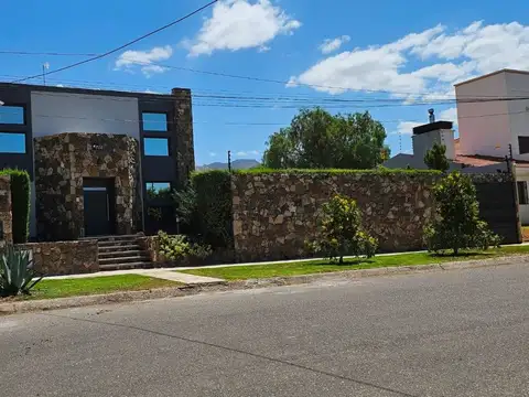 Casa en Venta en El Challao, USD 235.000