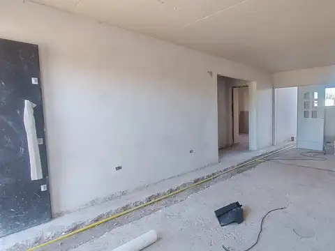 Casa en Venta en General Roca, USD 60.000