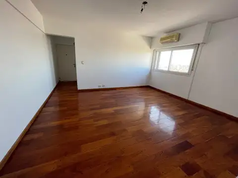 DEPARTAMENTO 4 AMBIENTES EN VENTA / CON RENTA