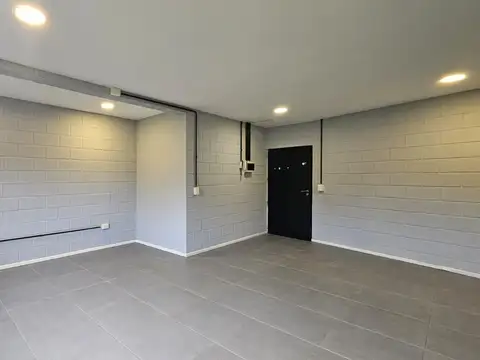 Departamento en Alquiler en Villa Lynch, $ 450.000
