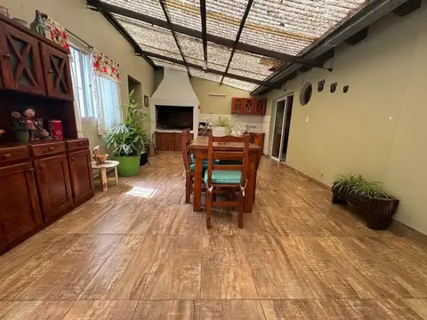 LOTE DE 8.66X43.30 - MORON