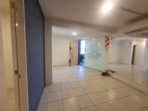 Local en Venta 30 años