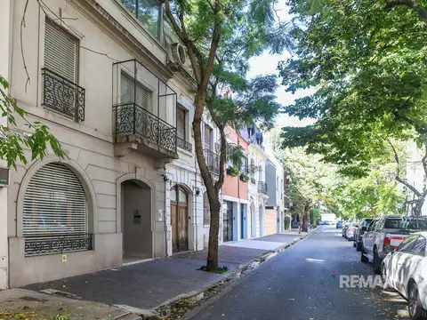 BARRIO PARQUE - VENTA CASA RACIONALISTA - ASCENSOR