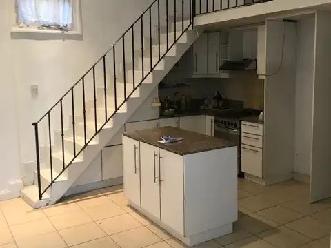 Depto Tipo Casa en Venta en Colegiales, USD 143.000