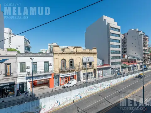 ALQUILER /  Monoambiente Colegiales/  Oficina o Vivienda / Seguridad 24HS