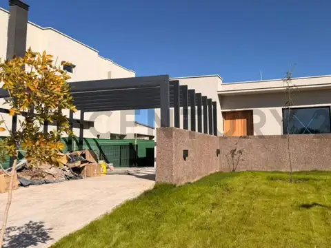 TERRADA 6400, Piso 0