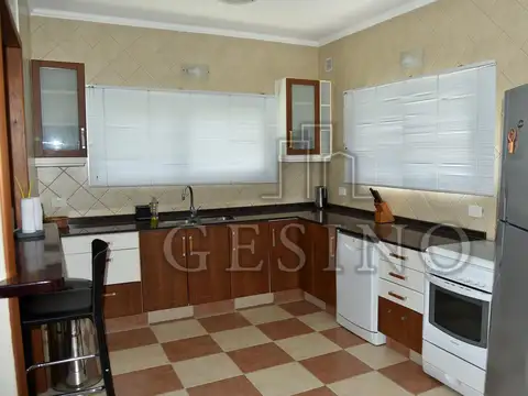 Casa en Alquiler en Campos De Roca, USD 1.200
