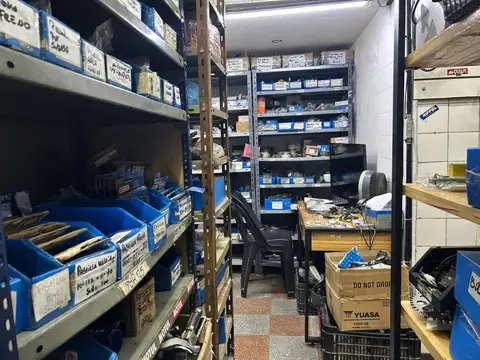 Local en Venta en Parque Chas, USD 83.000