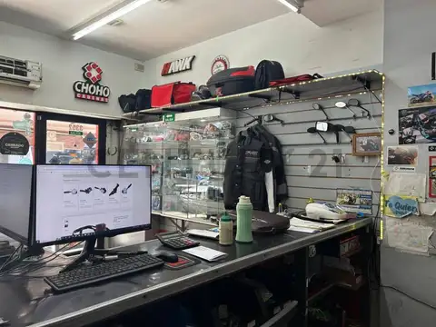 Av. Triunvirato 3300, Piso 0