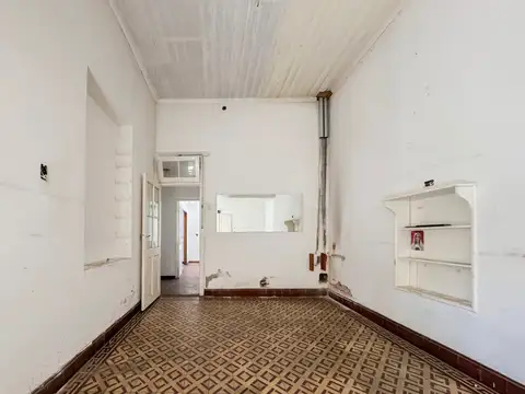 Casa 3 ambientes con 1 baño