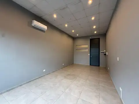 Oficina en Alquiler 20 años