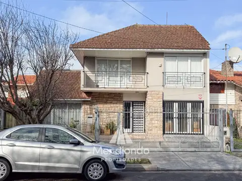 Casa 5 ambientes con 5 baños