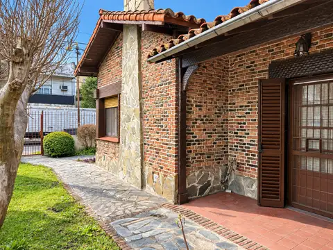 Depto Tipo Casa en Venta de 4 ambientes