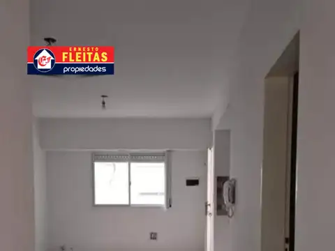 Departamento en Venta en Villa Luzuriaga, USD 65.000