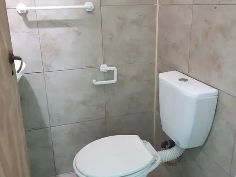 Local en Alquiler en Presidente Derqui, $ 630.000