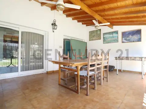 Casa en Venta con 1 cochera