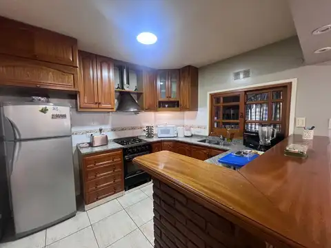 Casa en Venta en Lomas De Zamora, USD 210.000