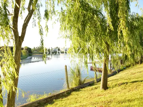 Terreno en Venta de 816,0 m2