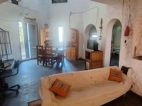 Casa en Alquiler de 3 dormitorios